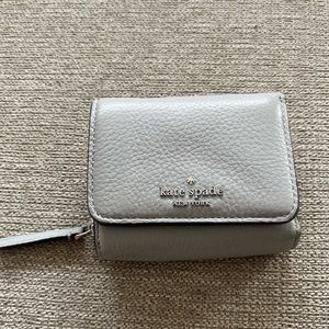Kate Spade grey pebble leather wallet